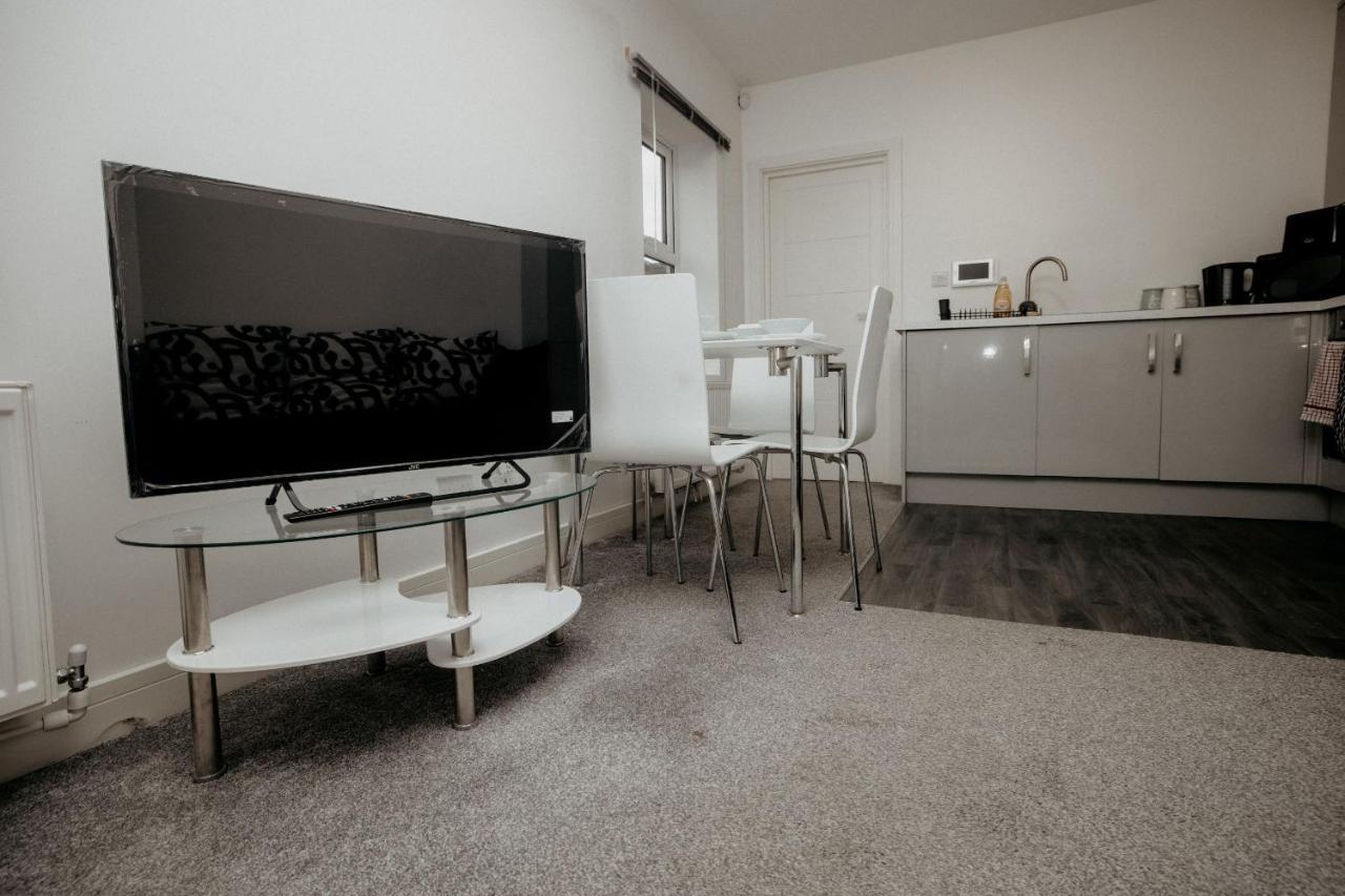 Elthorne Luxury Apartments - أوكسبريدج المظهر الخارجي الصورة